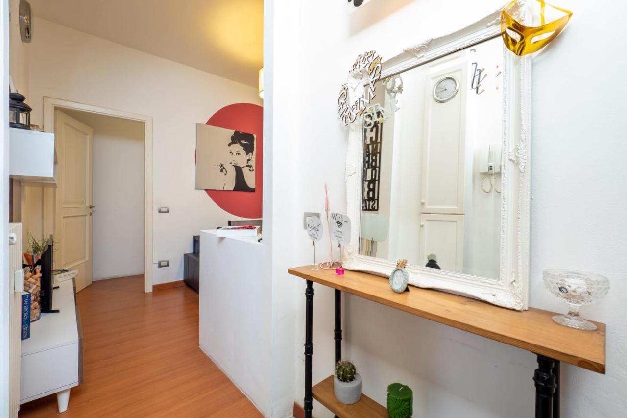 Navigli Apartment- Hosted By Sweetstay Milano Exteriör bild